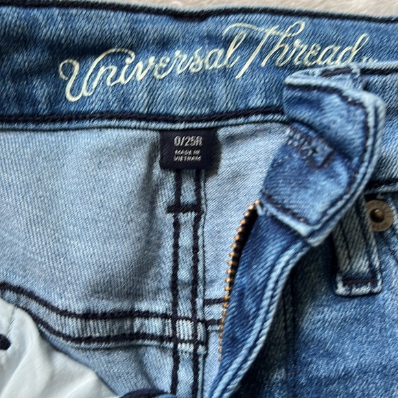 Universal Thread Jeans - Picture 6 of 6